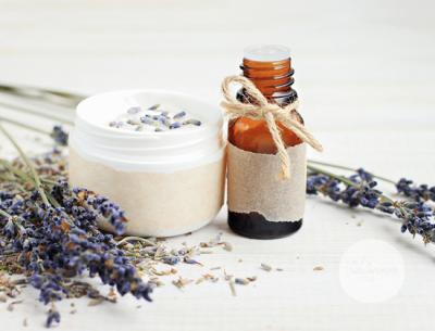 Lavendel-Aroma Kerzenmassage